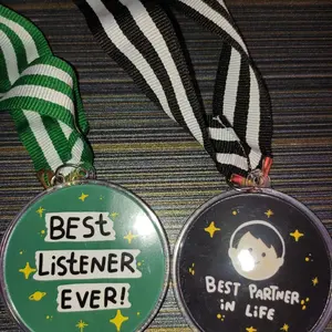 Medali best listener ever