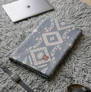 Sarung Gloyor Anak Santri Pria Bahan Rayon Halus Adem Nyaman Lembut Ukuran 115cm x 175cm Motif Navy untuk Penggunaan Harian Santri Muslim
