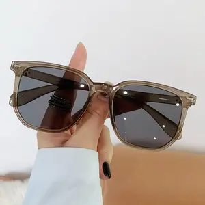 Kacamata Hitam Terbaru Unisex Kotak Sunglasses Wanita pria Fashion