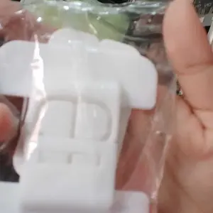 Kait Pengunci Pintu Kulkas Alat Penutup Otomatis Desain Kait Ganda Pengaman Anti Buka Safety Lock Pengunci Pintu Multifungsi